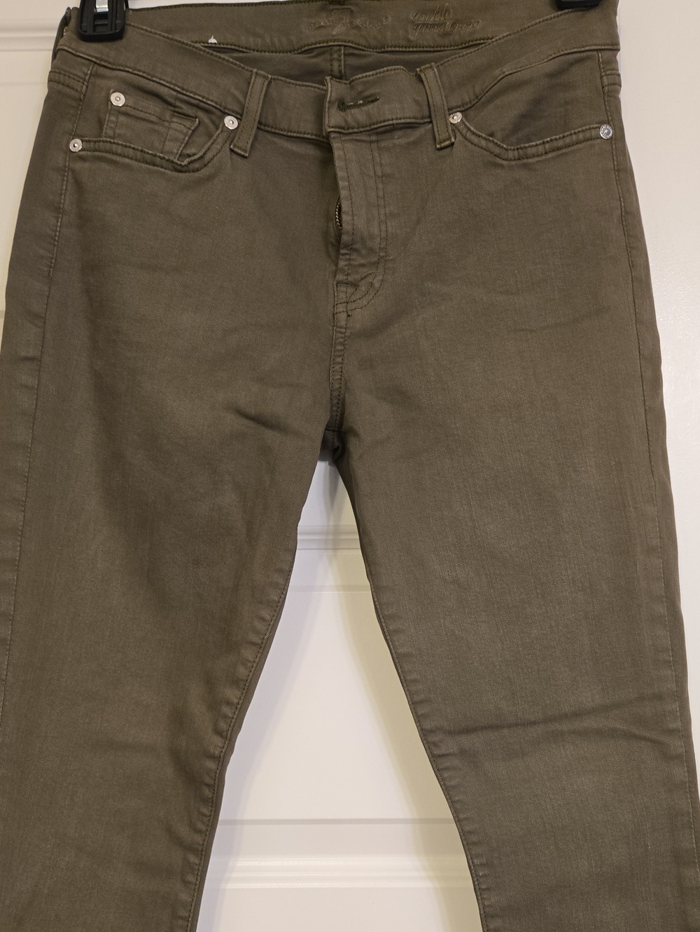 7 For All Mankind Olive Skinny Jeans Size 30 💥🎁🤠💋🪻💓🎉🎈✨